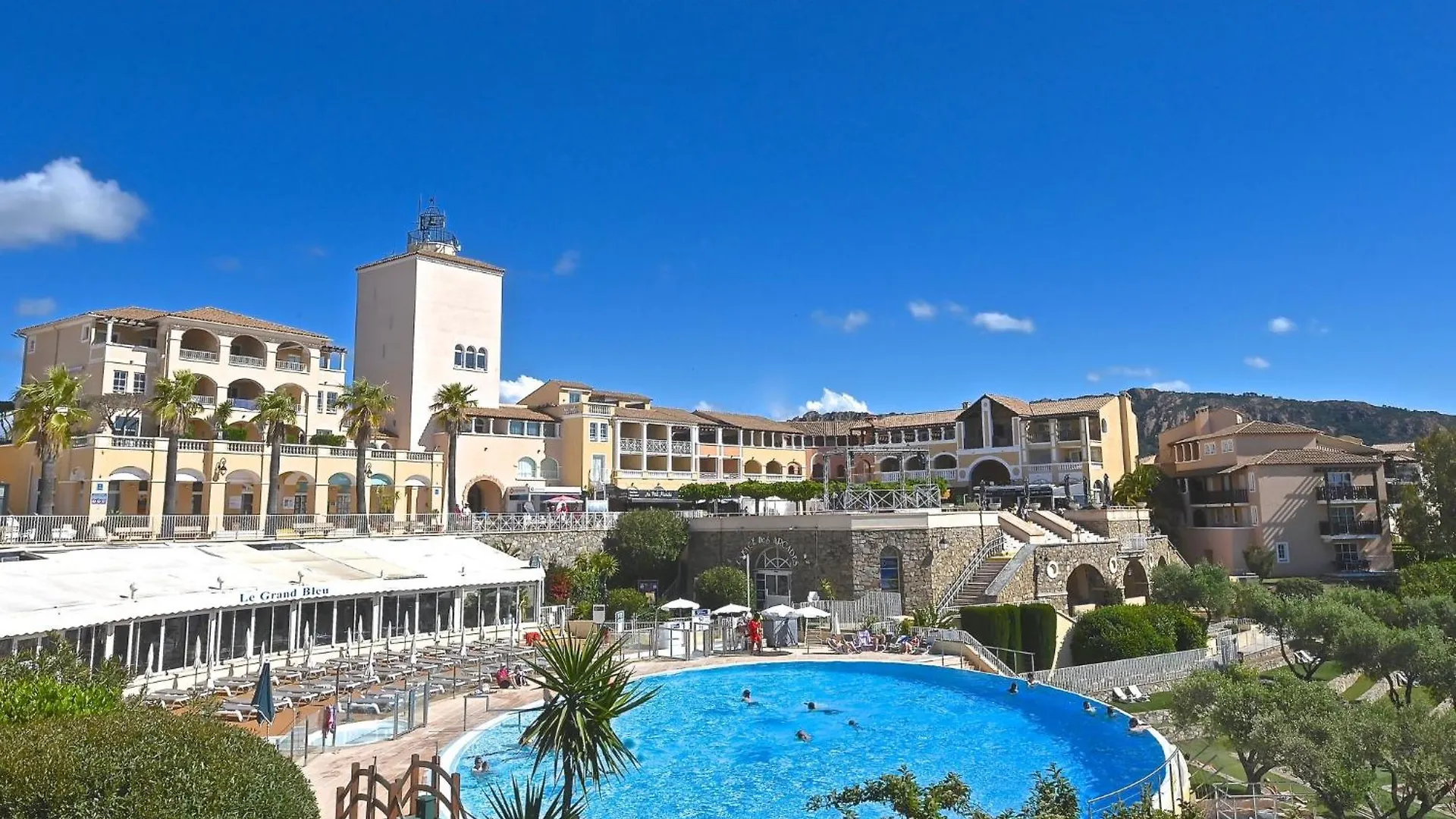 Studio Le Belvedere - R3 221 By Interhome Saint-Raphaël França