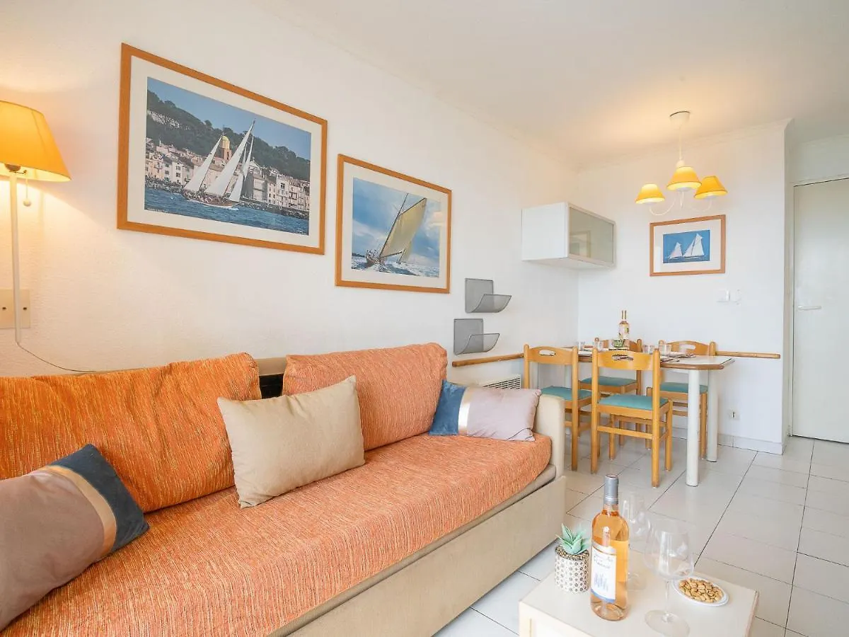 Studio Le Belvedere - R3 221 By Interhome Saint-Raphael  France