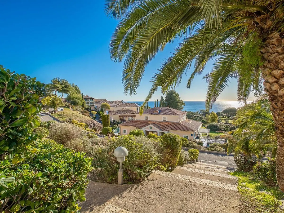 Studio Le Belvedere - R3 221 By Interhome Saint-Raphael  Apartment Saint-Raphael (Var)