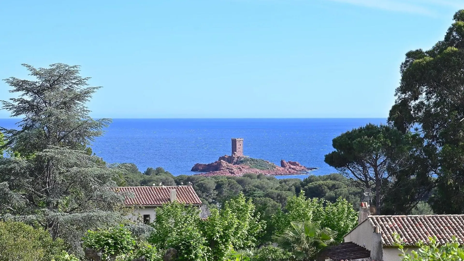 Studio Le Belvedere - R3 221 By Interhome Saint-Raphael  Apartment